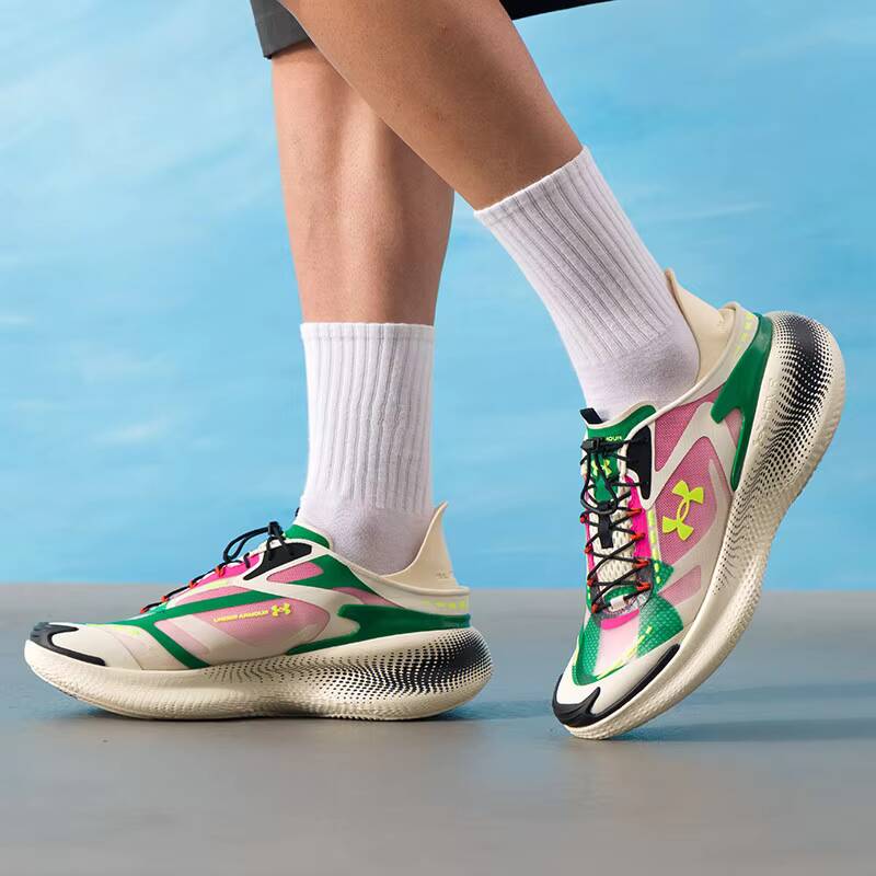 New Under Armour Unisex Sport  - đánh giá và giá Men Shoes Under Armour