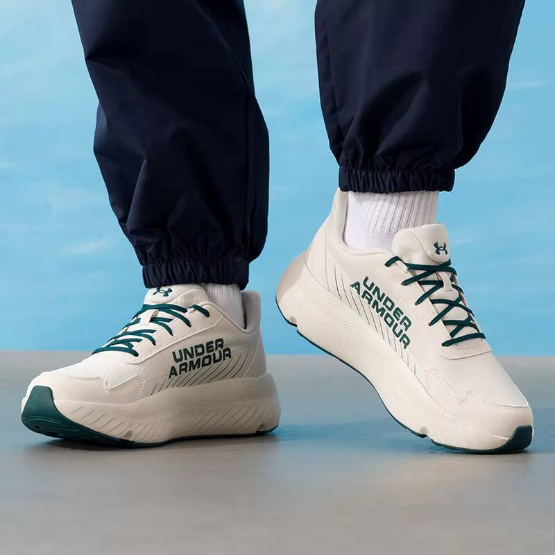 New Under Armour Unisex Sport  - đánh giá và giá Men Shoes Under Armour