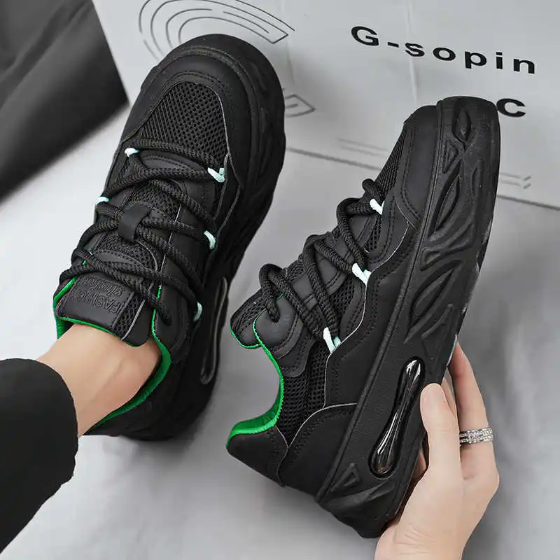 Black Does Not Slip Man's Snea - đánh giá và giá Men Shoes Branded