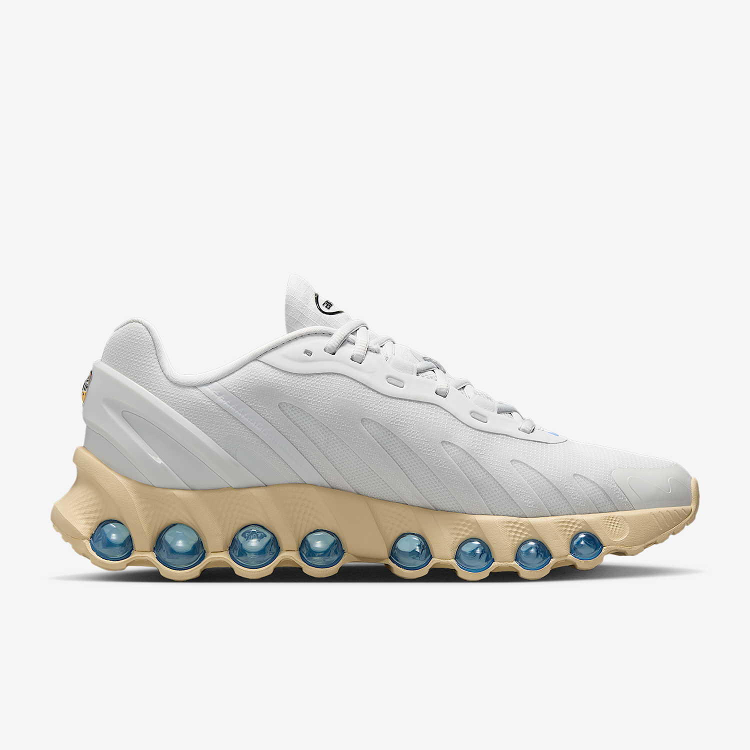 Nike Genuine Air Max Dn8 Men's - đánh giá và giá Men Shoes Myntra