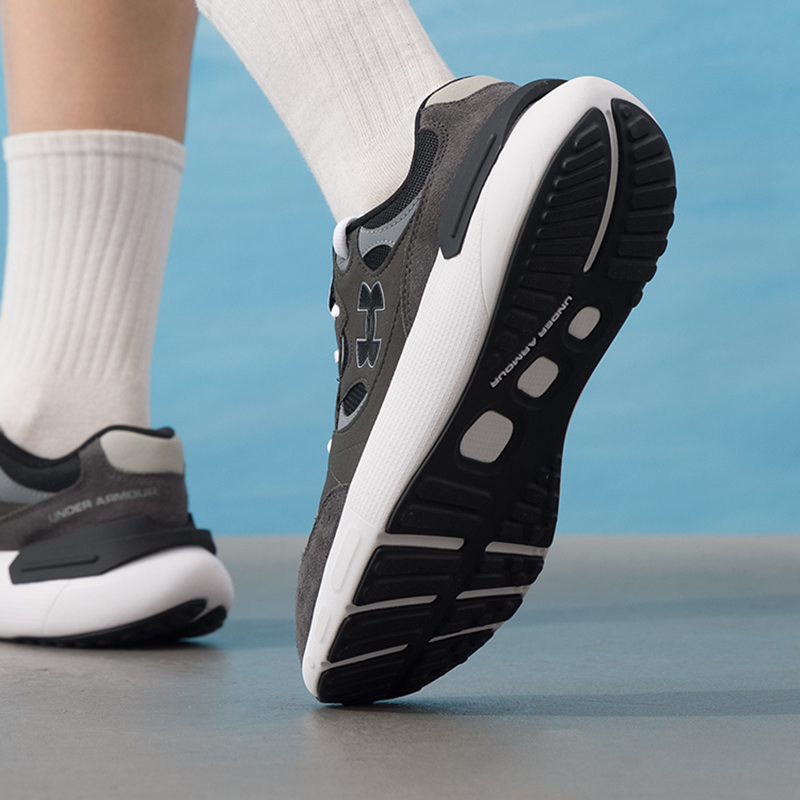 Under Armour Men's Shoes, Cush - đánh giá và giá Men Shoes Under Armour