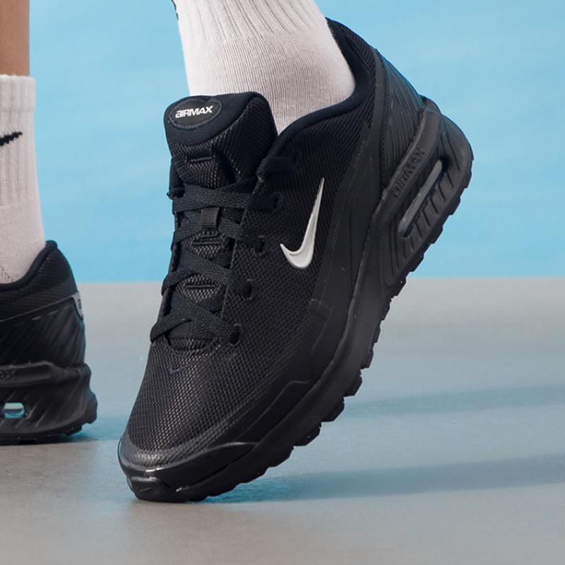 Nike Men's Air Max BIA SE New  - đánh giá và giá Men Shoes Myntra