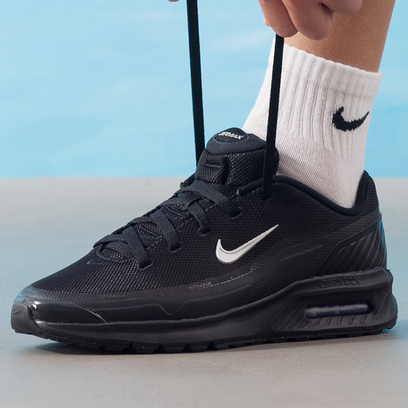 Nike Men's Air Max BIA SE New  - đánh giá và giá Men Shoes Myntra