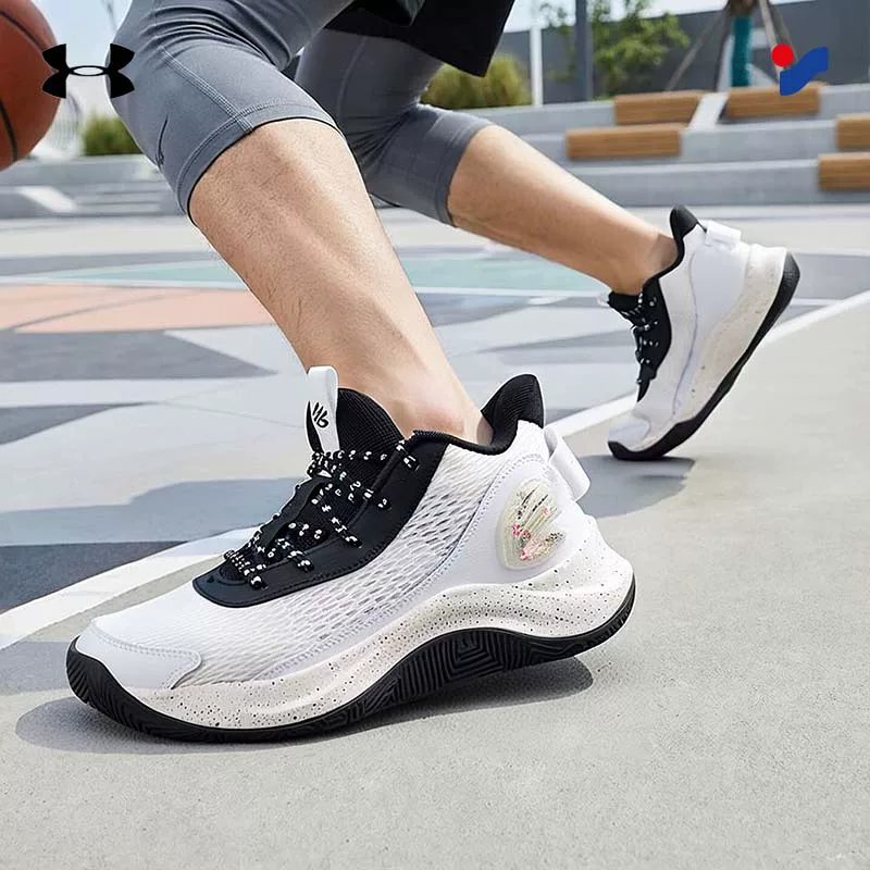 Under Armour Authentic Men's C - đánh giá và giá Men Shoes Under Armour