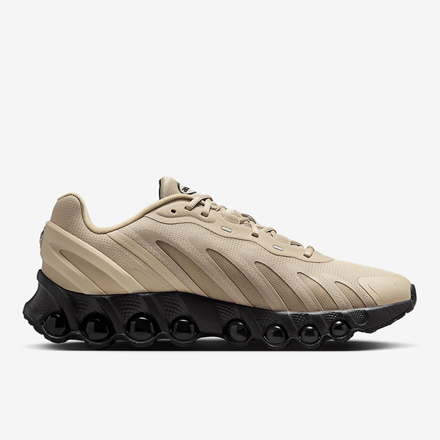 Nike Air Max DN8 Men's Cushion - đánh giá và giá Men Shoes Myntra