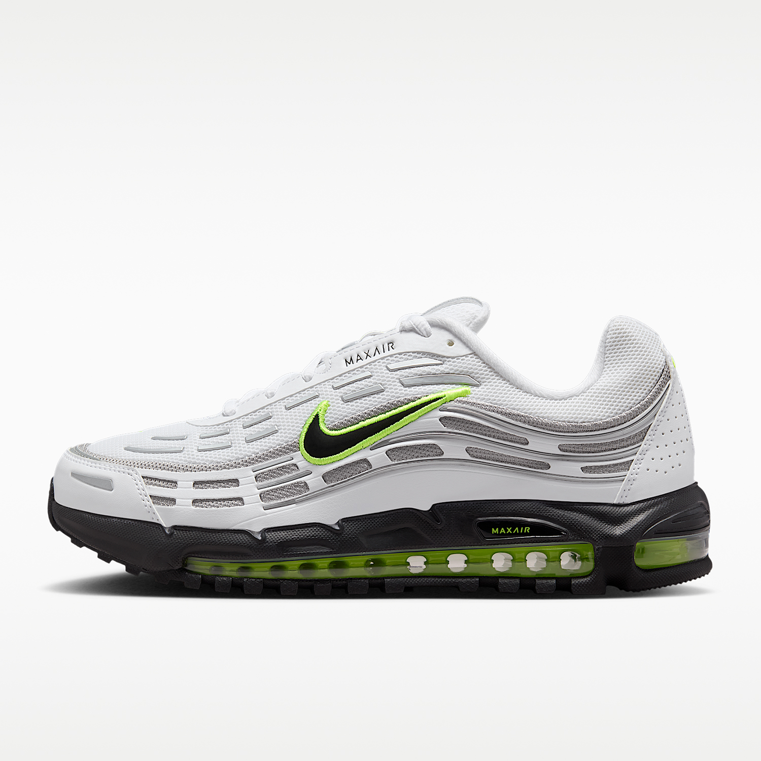 Nike Authentic AIR MAX Men's A - đánh giá và giá Men Shoes Myntra