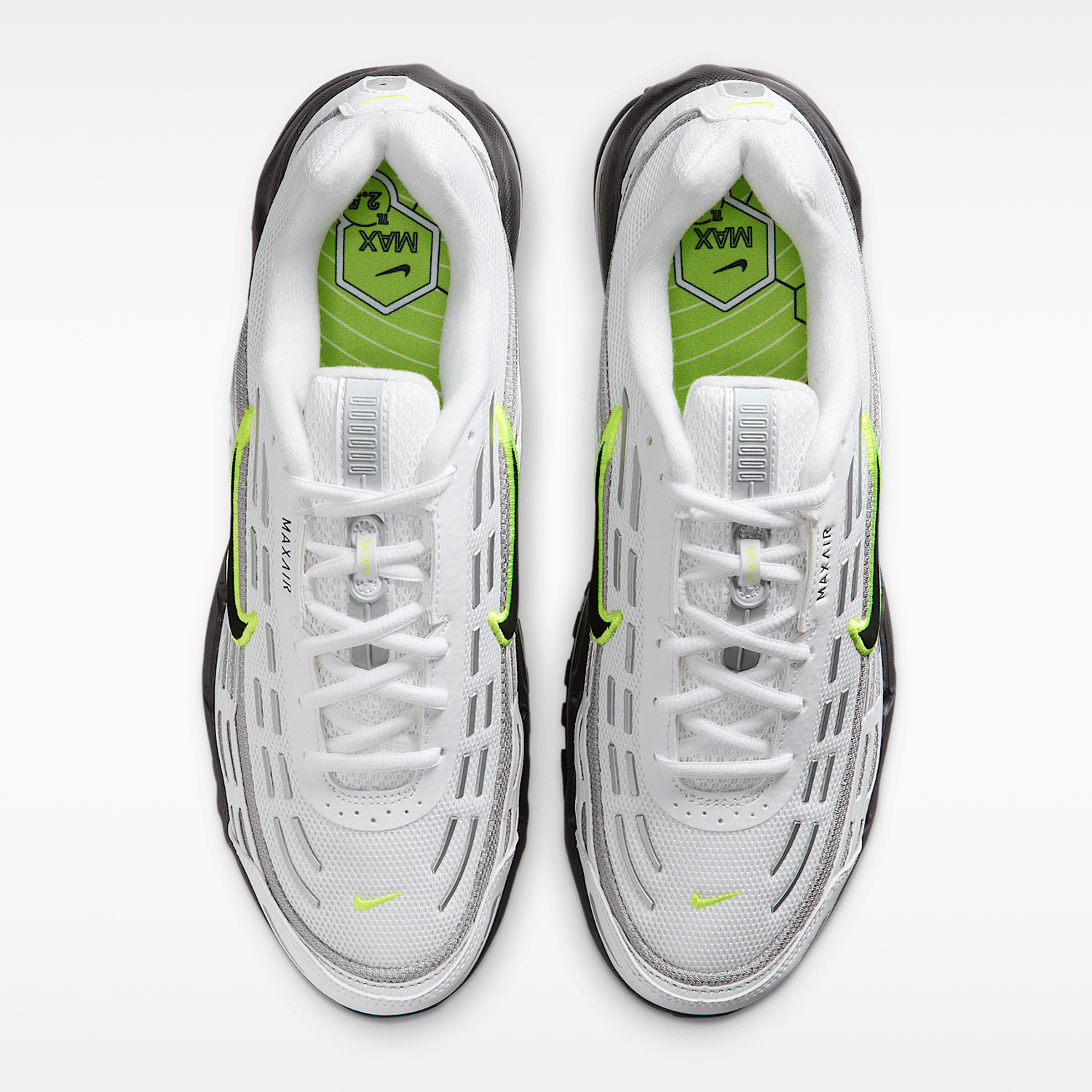 Nike Authentic AIR MAX Men's A - đánh giá và giá Men Shoes Myntra